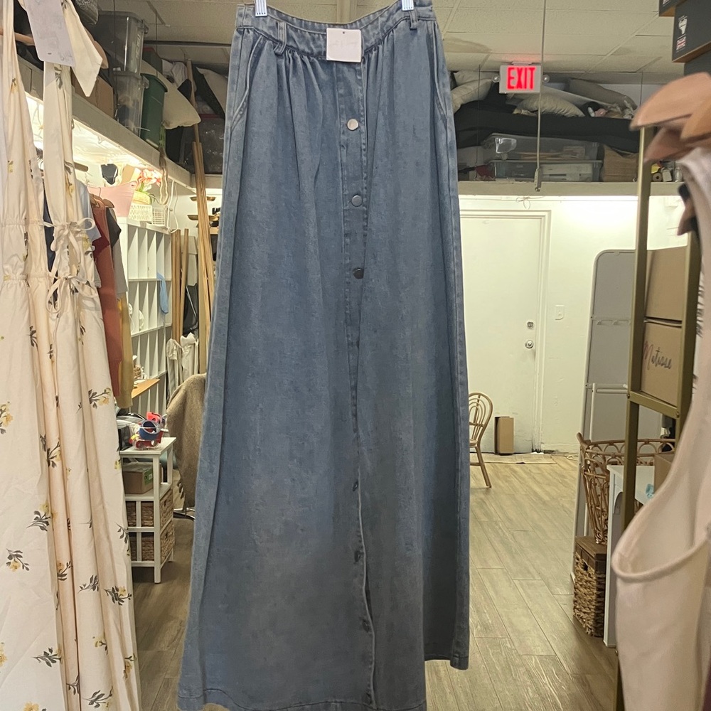 Blue Blush Denim-Look Maxi Skirt in Faded Blue